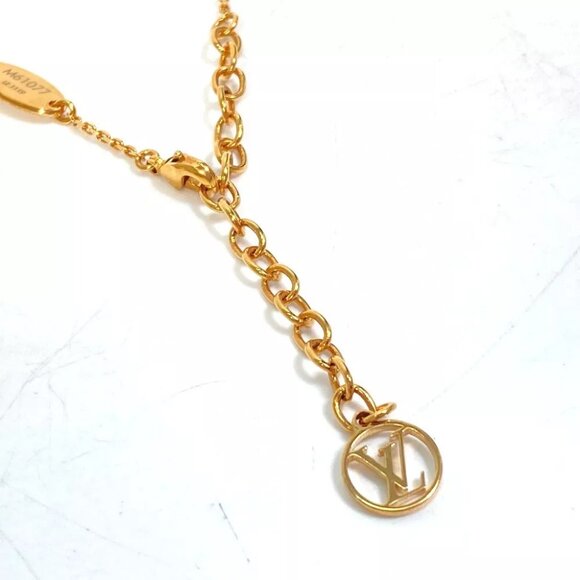 LOUIS VUITTON LV & ME Initial "V" Necklace GP - Picture 10 of 12